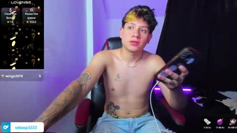 Snapshot of michael_kendall0 chatting on October 2025 10:51:02 PM michael independent model  online show from October 2025 10:51:02 PM