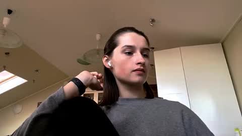 Emily online show from October 2025 02:25:02 PM