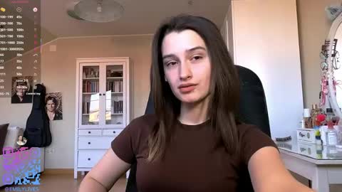 Snapshot of michael_pors chatting on April 2026 02:20:01 PM Emily online show from April 2026 02:20:01 PM