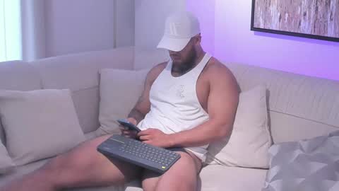 Snapshot of michael_salens chatting on February 2025 02:20:01 PM Michael Salens independent model online show from February 2025 02:20:01 PM