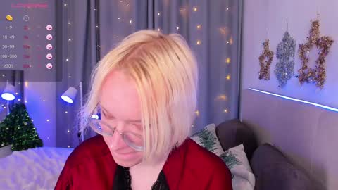 Snapshot of michael_swan chatting on December 2024 10:34:02 AM Michel online show from December 2024 10:34:02 AM