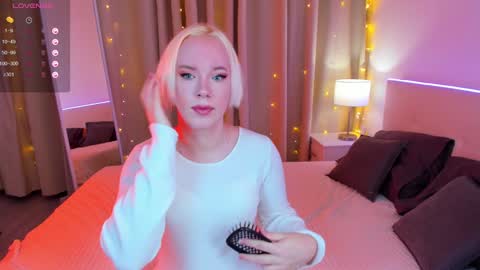 Snapshot of michael_swan chatting on January 2025 12:04:02 PM Michel online show from January 2025 12:04:02 PM