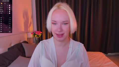 Snapshot of michael_swan chatting on January 2025 09:44:02 AM Michel online show from January 2025 09:44:02 AM