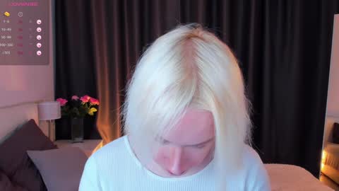 Snapshot of michael_swan chatting on January 2025 10:45:01 AM Michel online show from January 2025 10:45:01 AM