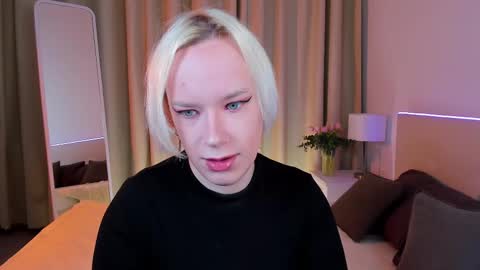 Snapshot of michael_swan chatting on February 2025 06:26:02 AM Michel online show from February 2025 06:26:02 AM