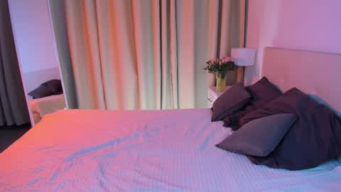 Snapshot of michael_swan chatting on March 2025 05:49:02 AM Michel online show from March 2025 05:49:02 AM