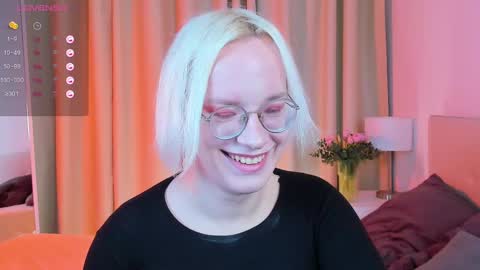 Snapshot of michael_swan chatting on March 2025 08:52:01 AM Michel online show from March 2025 08:52:01 AM