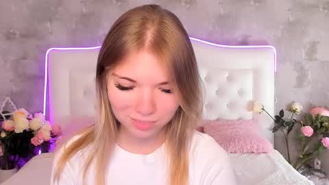 MichaelaFoxx online show from November 2025 01:22:01 PM