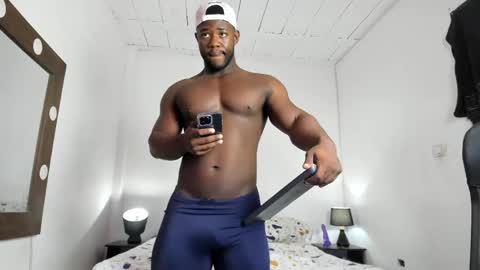 Snapshot of michaell_donnovann chatting on June 2026 06:57:01 PM michaell_donnovann online show from June 2026 06:57:01 PM