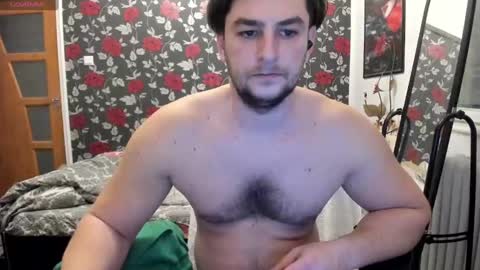 Snapshot of michaelragnar90 chatting on January 2025 01:35:01 PM michaelragnar90 online show from January 2025 01:35:01 PM