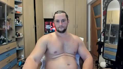 michaelragnar90 online show from July 2026 11:34:01 AM