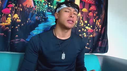 Snapshot of michaelstones chatting on December 2024 05:32:01 PM michaelstones online show from December 2024 05:32:01 PM