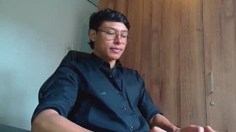 Snapshot of michaelstones chatting on December 2024 02:33:01 PM michaelstones online show from December 2024 02:33:01 PM