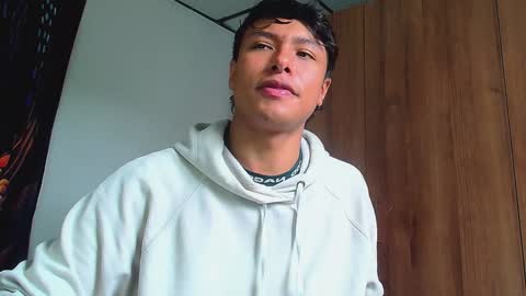 Snapshot of michaelstones chatting on December 2024 03:02:01 PM michaelstones online show from December 2024 03:02:01 PM