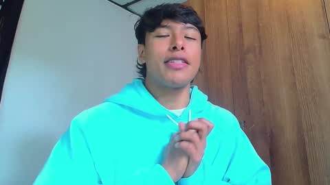 Snapshot of michaelstones chatting on January 2025 05:10:01 PM michaelstones online show from January 2025 05:10:01 PM