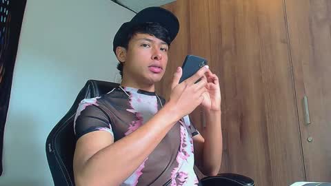 Snapshot of michaelstones chatting on January 2025 03:49:02 PM michaelstones online show from January 2025 03:49:02 PM