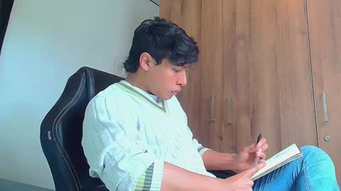 Snapshot of michaelstones chatting on January 2025 05:12:02 PM michaelstones online show from January 2025 05:12:02 PM