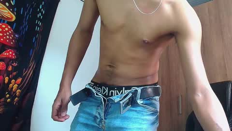 Snapshot of michaelstones chatting on January 2025 05:30:02 PM michaelstones online show from January 2025 05:30:02 PM