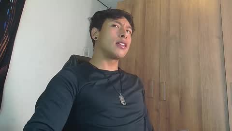 Snapshot of michaelstones chatting on February 2025 10:20:02 PM michaelstones online show from February 2025 10:20:02 PM