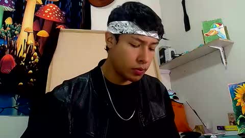 Snapshot of michaelstones chatting on November 2025 03:02:01 PM michaelstones online show from November 2025 03:02:01 PM