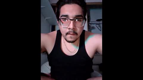 Snapshot of michealg23 chatting on January 2026 12:40:02 PM michealg23 online show from January 2026 12:40:02 PM