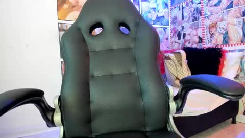 michel_lopez18 online show from March 2025 10:44:02 AM