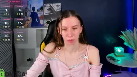 michele_mack online show from March 2025 02:58:01 AM