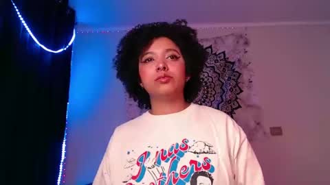 Snapshot of michell_bling chatting on December 2024 07:15:02 AM Michi online show from December 2024 07:15:02 AM