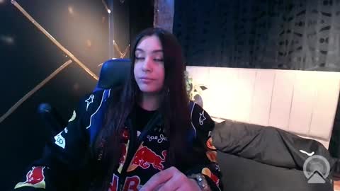 Snapshot of michell_h chatting on May 2026 06:54:01 AM Nani online show from May 2026 06:54:01 AM