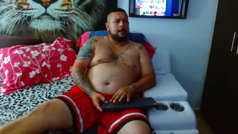 Snapshot of michell_myers chatting on January 2025 02:43:01 AM michell_myers online show from January 2025 02:43:01 AM