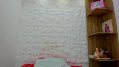Snapshot of michelledanielss chatting on April 2026 02:25:01 PM Michelle daniels online show from April 2026 02:25:01 PM