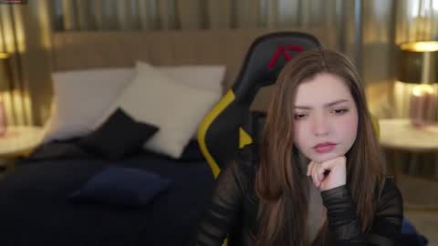 Michelle online show from February 2025 12:37:02 PM