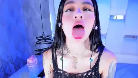 Michelle  online show from February 2026 09:48:02 PM