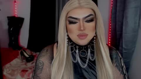 Michelle online show from December 2025 11:56:02 PM