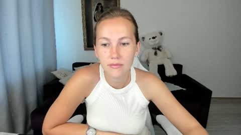 Snapshot of michellewoitsik chatting on July 2026 03:59:02 AM Michelle online show from July 2026 03:59:02 AM