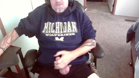 Snapshot of michigan_daddy chatting on November 2025 03:22:01 PM TattedInDetroit online show from November 2025 03:22:01 PM
