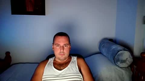 Snapshot of micic3 chatting on June 2026 01:41:01 AM micic3 online show from June 2026 01:41:01 AM