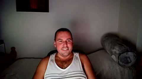 Snapshot of micic3 chatting on June 2026 01:38:02 AM micic3 online show from June 2026 01:38:02 AM