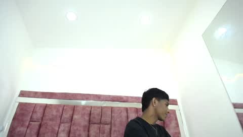 Snapshot of mick_storm chatting on April 2026 06:53:01 PM Mick storm online show from April 2026 06:53:01 PM