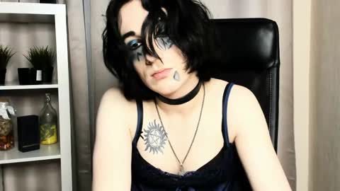 Micke online show from June 2026 09:56:02 AM