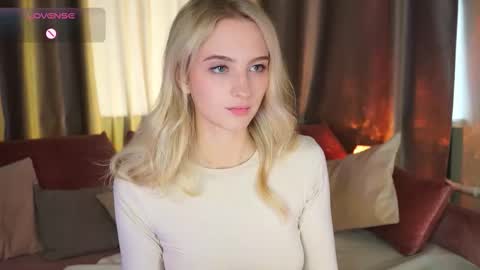 Snapshot of mickeydior chatting on September 2025 11:21:02 AM mickeydior online show from September 2025 11:21:02 AM