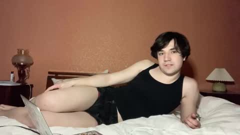 Snapshot of mickeymiffer2 chatting on January 2025 03:14:02 PM hypomania online show from January 2025 03:14:02 PM