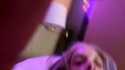 mickisofine online show from December 2024 04:38:01 PM