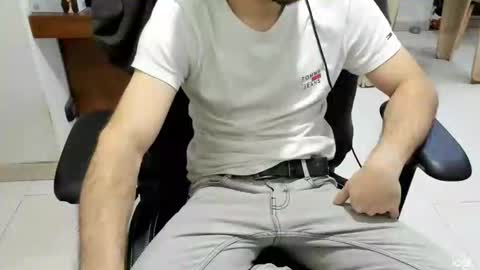 Snapshot of microfama00 chatting on March 2026 12:38:01 AM microfama00 online show from March 2026 12:38:01 AM