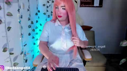 Snapshot of midnight_angell chatting on September 2025 12:27:02 AM       online show from September 2025 12:27:02 AM