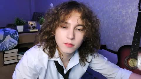 Snapshot of midnight_answer chatting on December 2024 04:58:01 PM Max online show from December 2024 04:58:01 PM