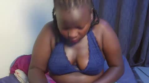 Snapshot of midnight_curves chatting on April 2026 01:54:01 AM midnight_curves online show from April 2026 01:54:01 AM