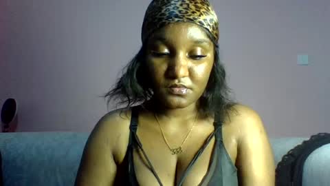 Snapshot of midnight_sexy chatting on July 2026 04:10:01 PM midnight_sexy online show from July 2026 04:10:01 PM