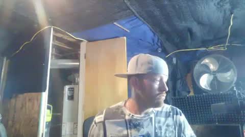 Snapshot of midtownhustler chatting on September 2025 12:08:02 PM midtownhustler online show from September 2025 12:08:02 PM