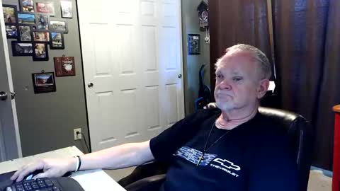 midwestdad09 online show from March 2026 07:53:01 PM